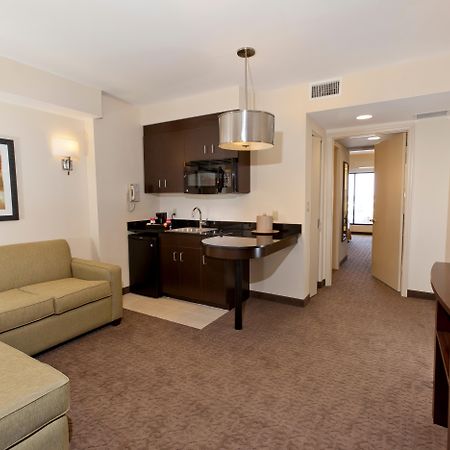 Ramada Plaza By Wyndham Orlando Resort & Suites Intl Drive Екстериор снимка