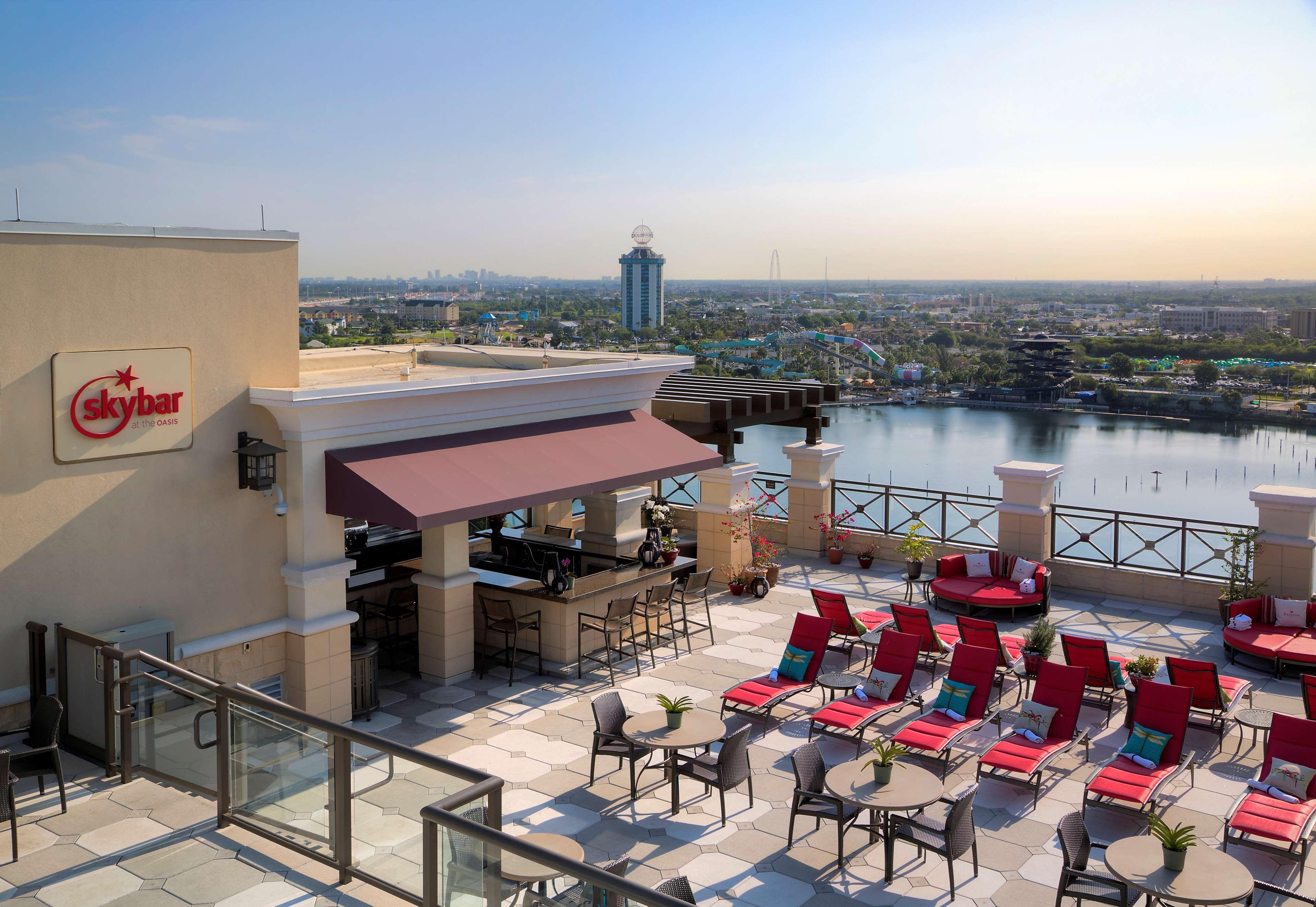 Ramada Plaza By Wyndham Orlando Resort & Suites Intl Drive Екстериор снимка