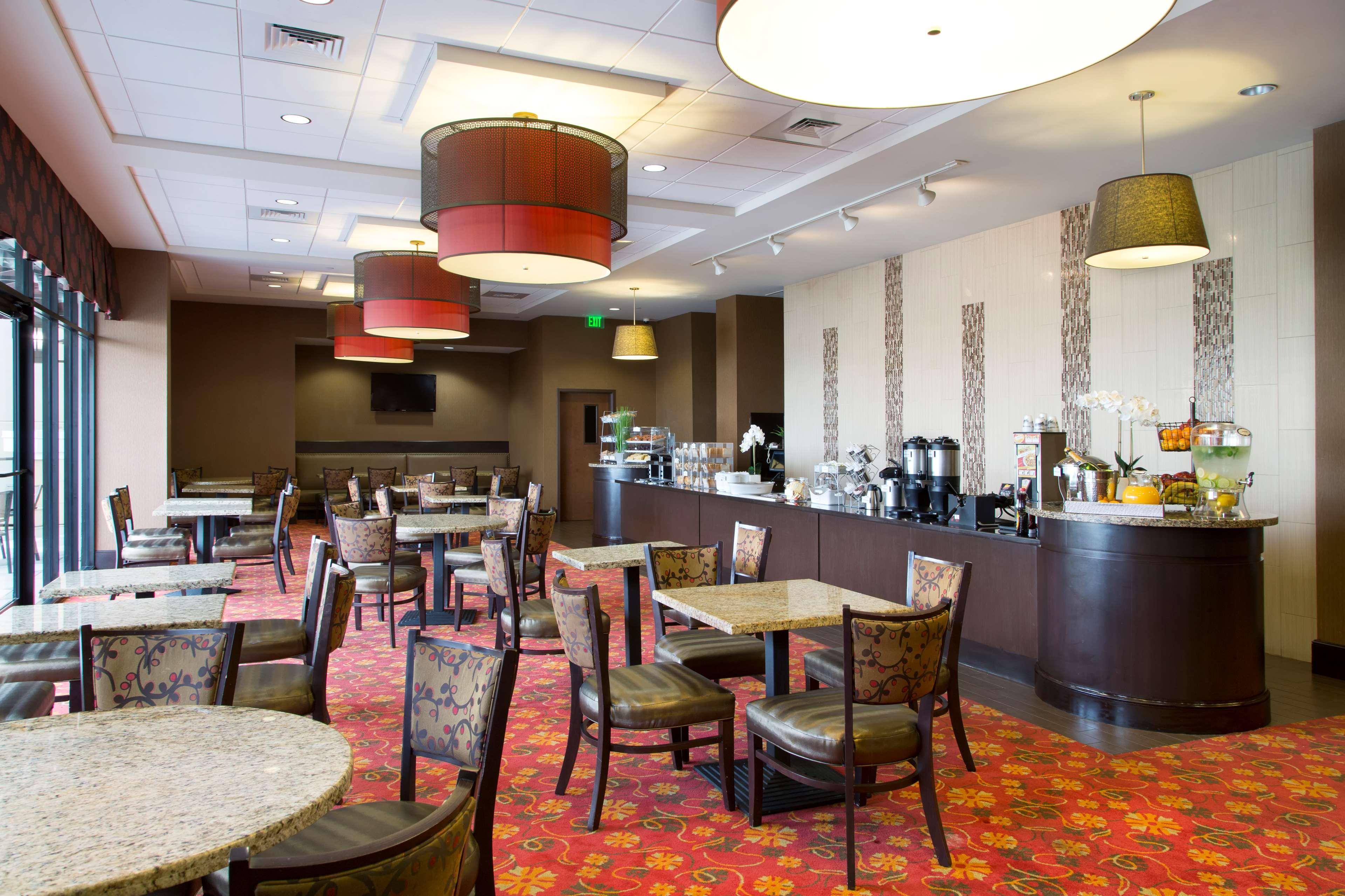 Ramada Plaza By Wyndham Orlando Resort & Suites Intl Drive Екстериор снимка