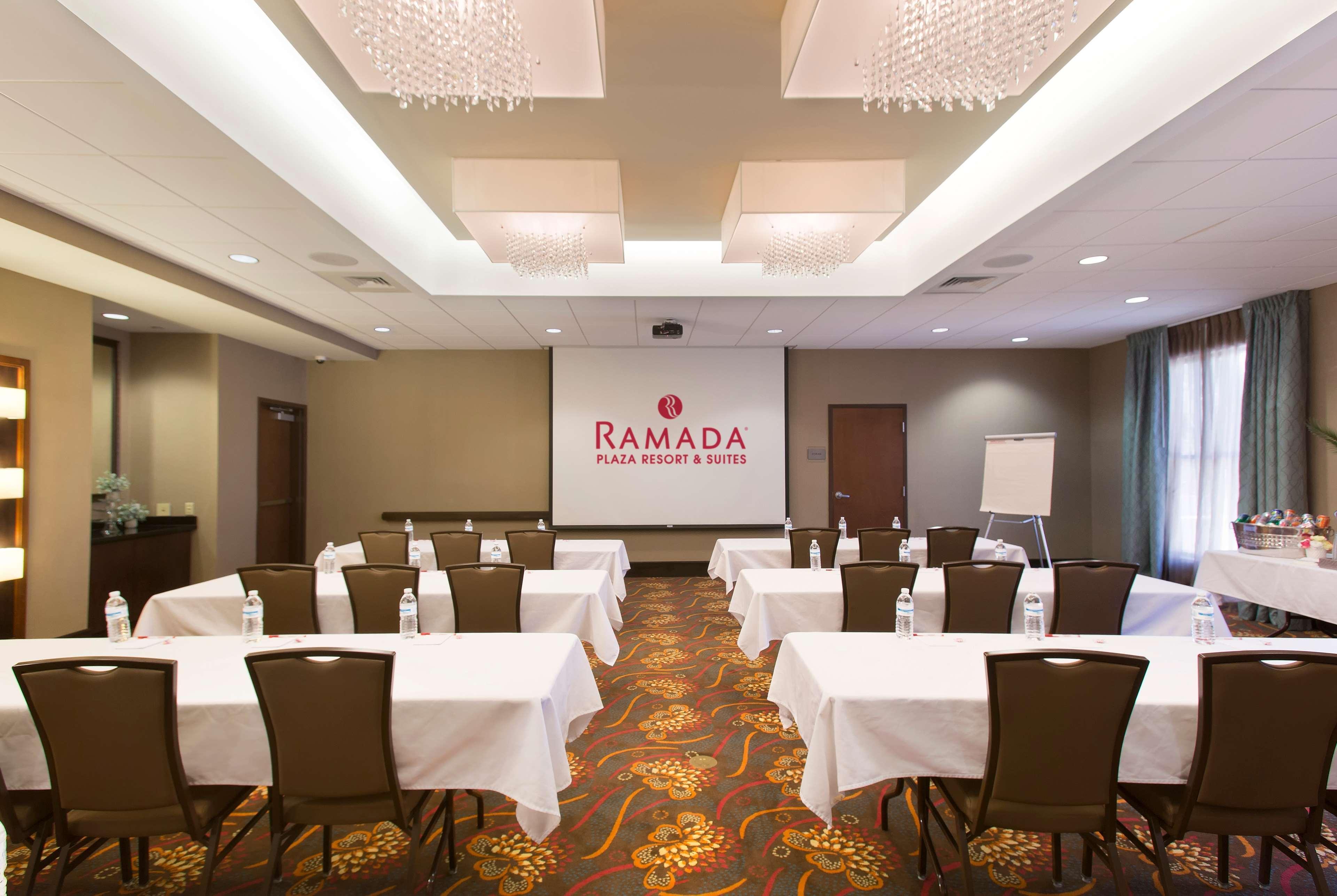 Ramada Plaza By Wyndham Orlando Resort & Suites Intl Drive Екстериор снимка
