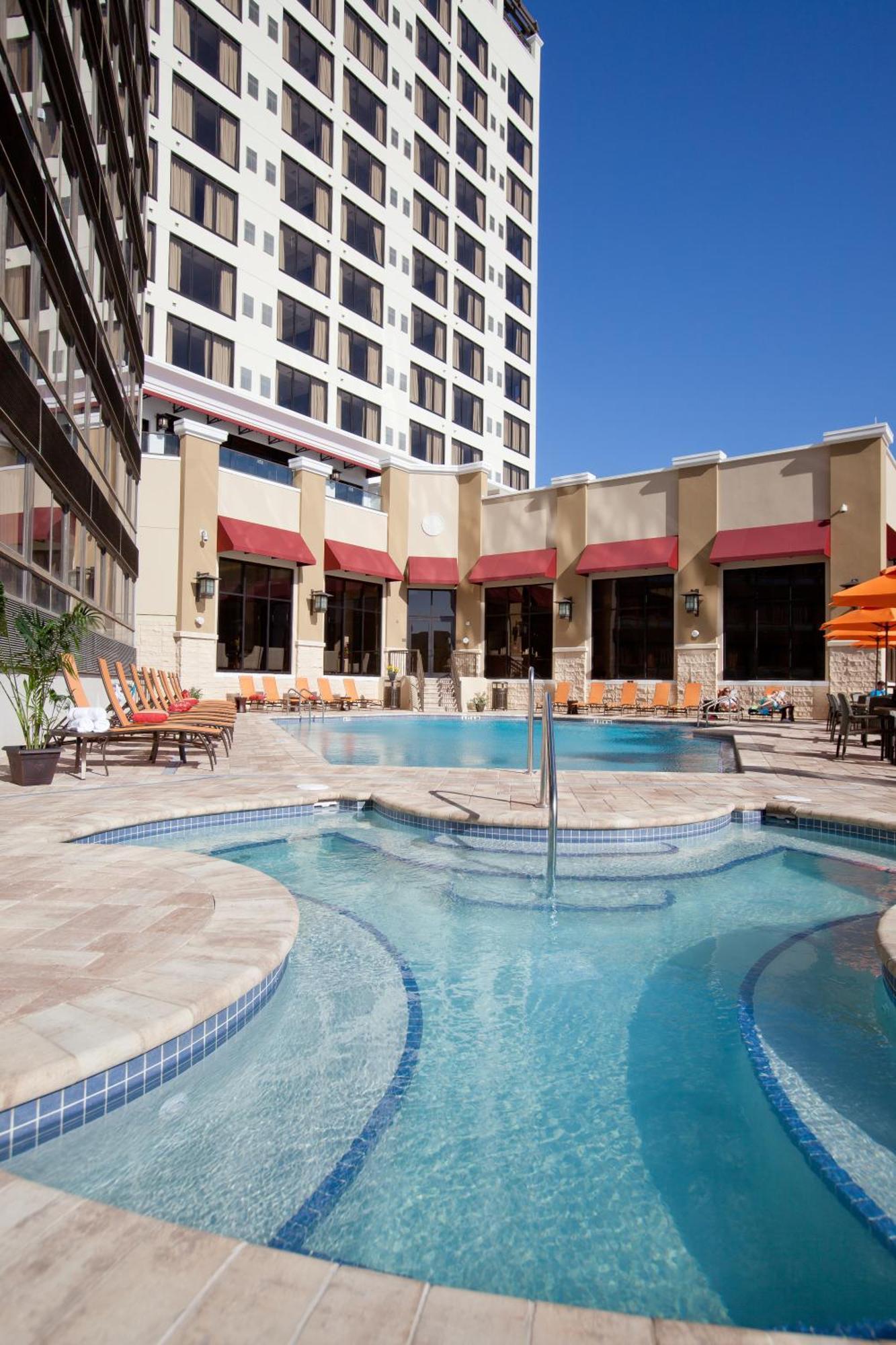 Ramada Plaza By Wyndham Orlando Resort & Suites Intl Drive Екстериор снимка