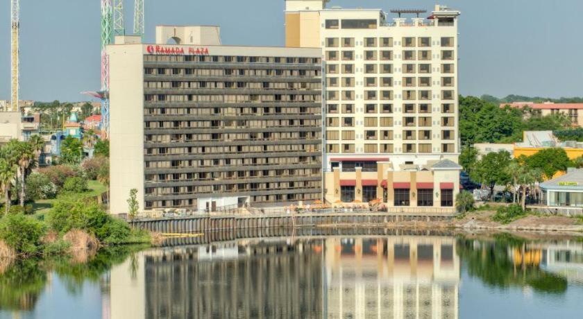Ramada Plaza By Wyndham Orlando Resort & Suites Intl Drive Екстериор снимка